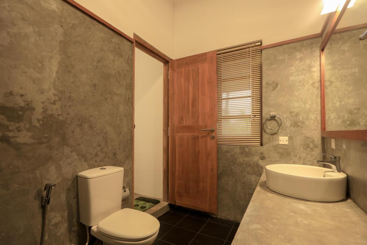 Отель Kayjay Palms Passikudah Экстерьер фото