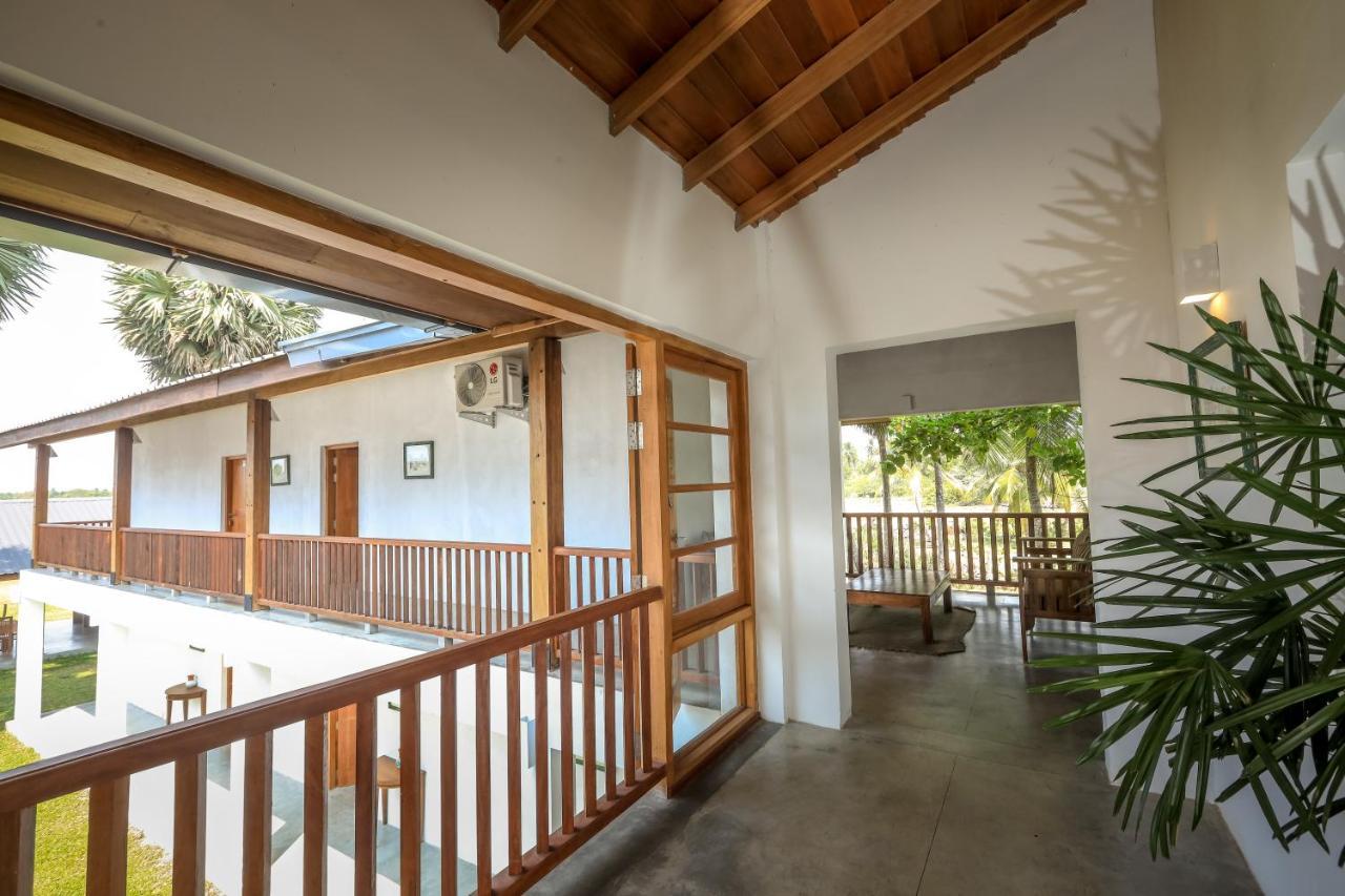 Отель Kayjay Palms Passikudah Экстерьер фото