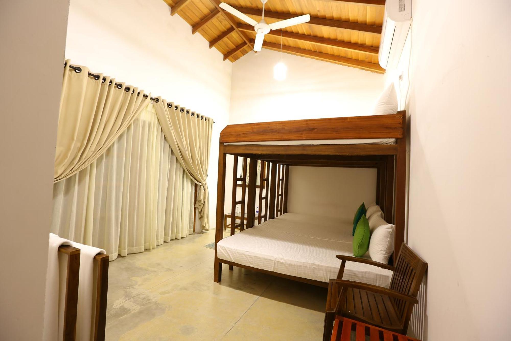 Отель Kayjay Palms Passikudah Экстерьер фото